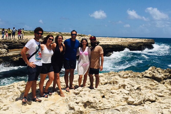 6-Hours Tour East Coast of Antigua: Stingray City, Lunch & Beach - What the $194.90 price really covers