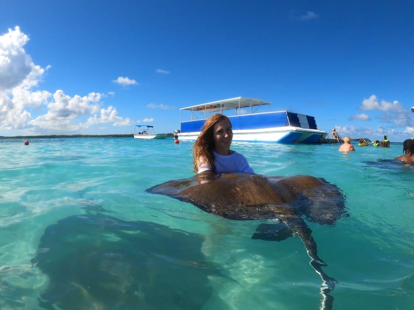Antigua: Stingray City Experience with Round-Trip Transfer - Is $149 a fair price?