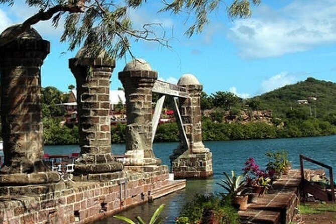 Antigua VIP Tours - Private Platinum Tour - The food and drink make the day feel local