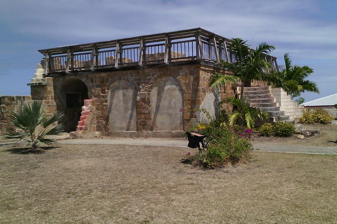 Experience Antigua ( 2 persons and above only ) - Choosing between beaches, history, and rainforest