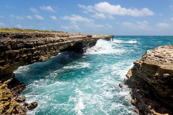 Island Safari 4x4 Discovery Tour from St John's - Betty’s Hope: windmills and Antigua’s plantation past