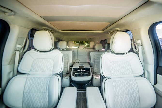 Luxury Airport transfer from or to Antigua Airport - Who will get the most from this transfer?