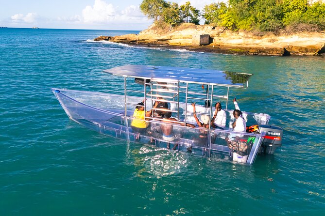 Reef Explorers Transparent Boat and Beach Tour - How weather can change the experience