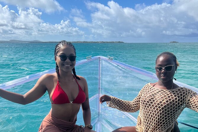 Reef Explorers Transparent Boat and Beach Tour - The crew and the tone on board
