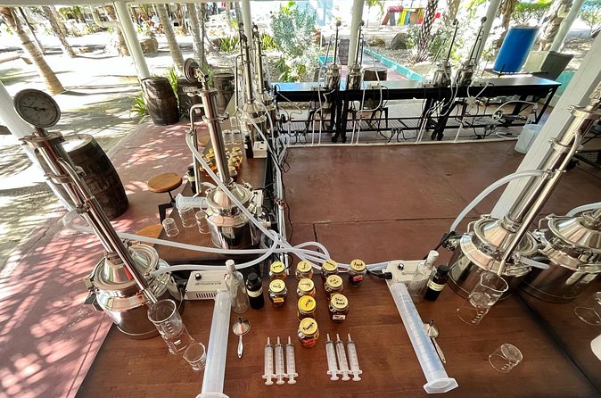 Rum Making Masterclass Galleon Beach Antigua 2 People per Station - Your personalized 750ml souvenir